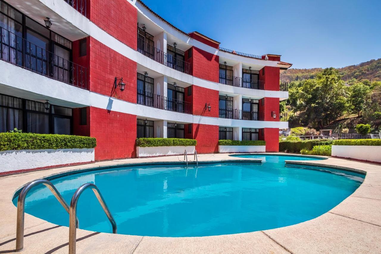 Capital O Hotel Del Real Temascaltepec Exterior photo