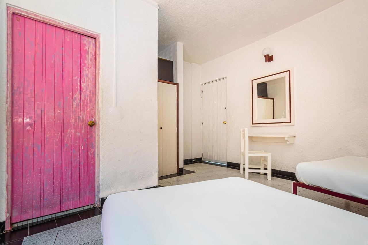 Capital O Hotel Del Real Temascaltepec Exterior photo